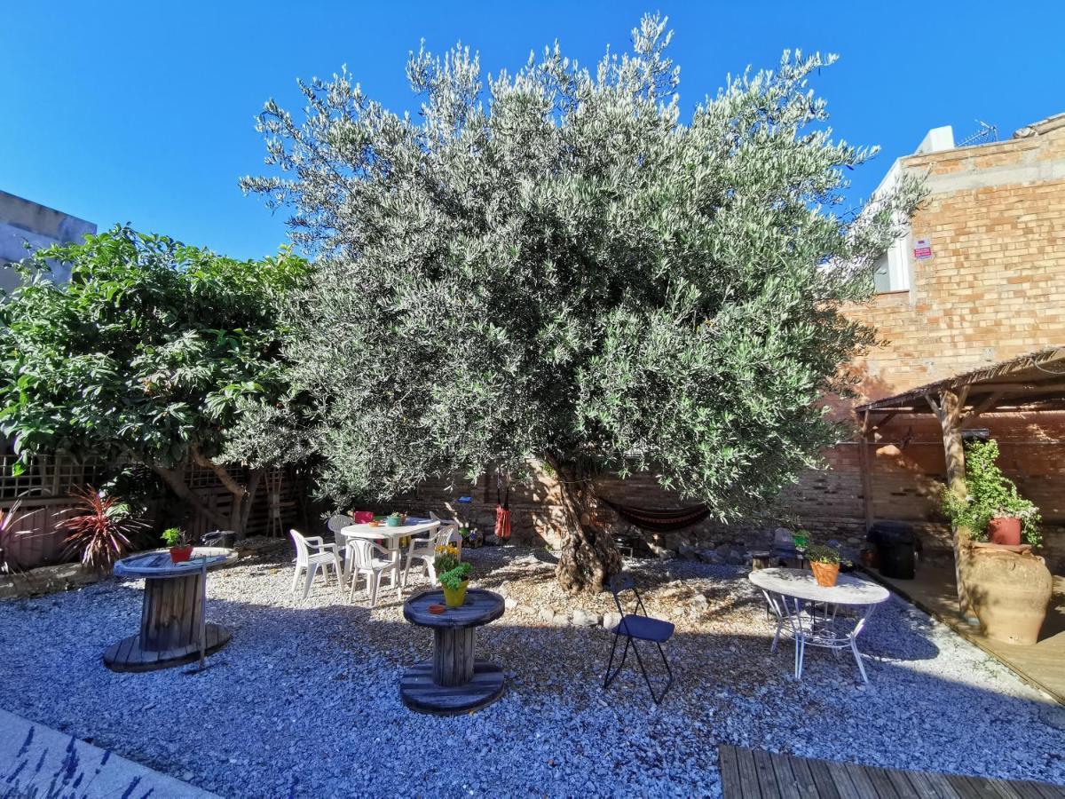 Hostel Mucha Masia Rural Urba El Prat de Llobregat